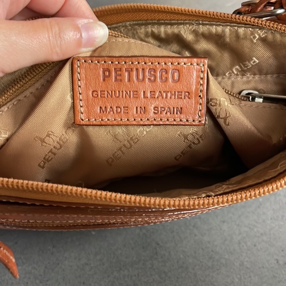 Petusco genuine leather made in Spain horse baguette bag - Picture 8 of 9